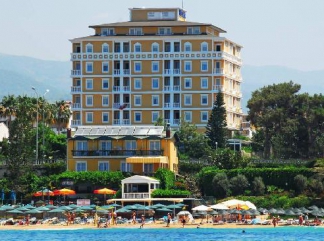 ANTIK HOTEL & GARDEN